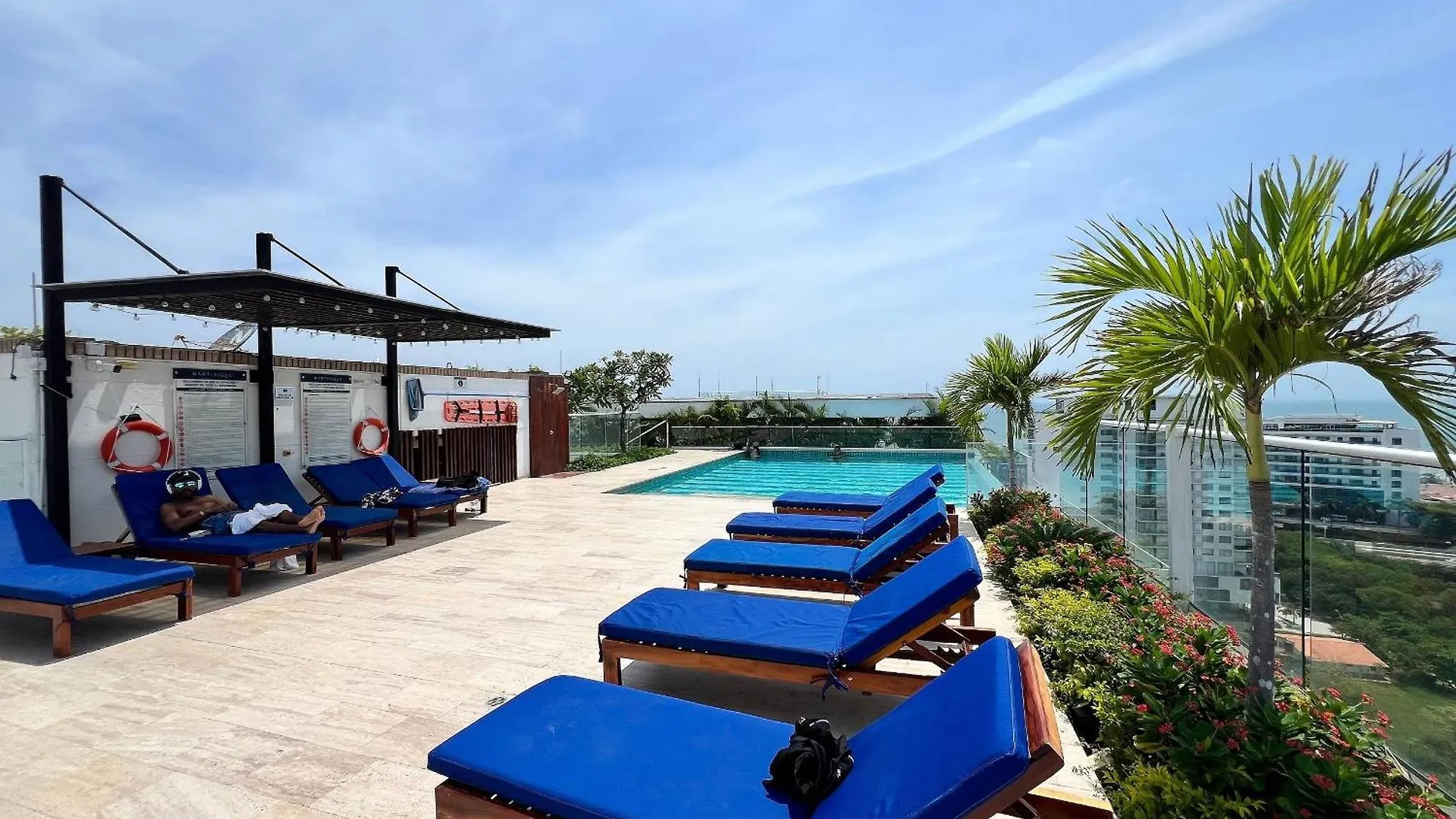 Apartment 2 Dormitorios junto al mar. Jacuzzi Privado