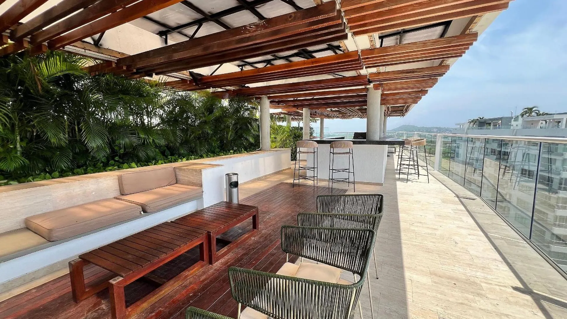 2 Dormitorios junto al mar. Jacuzzi Privado Colombia